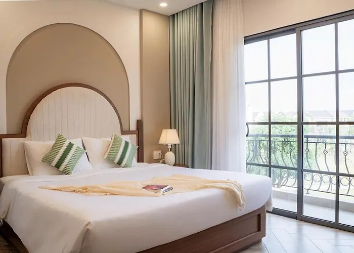 Ocean Novaworld Apartment